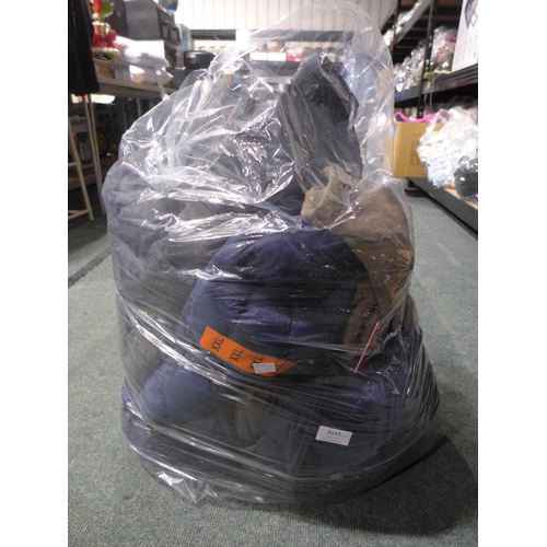 3143 - Assorted men's jackets, mixed size/style/colour * this lot is subject to VAT