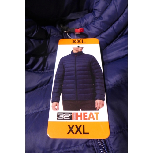 3190 - Quantity of men's 32 Degrees Heat dark blue jackets - mainly size XXL * This lot is subject to VAT