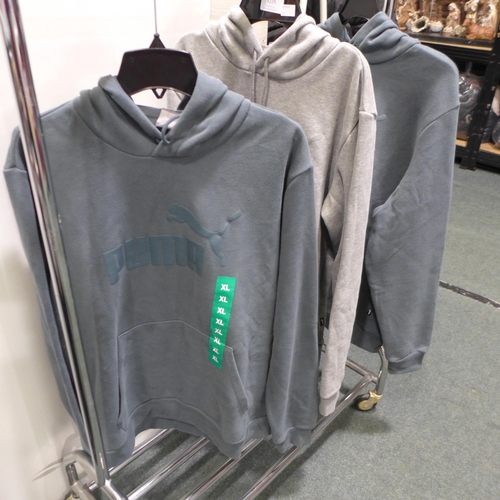 3229 - Three men's Puma hoodies - mixed colour/size * This lot is subject to VAT