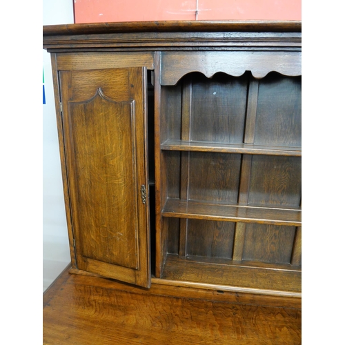 113 - A George III style oak dresser