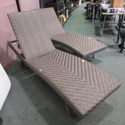 3462 - Sunvilla Woven Chaise longue - Requires Attention    , Original RRP £159.99 + VAT  (316-310) *This l... 