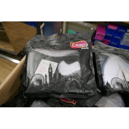 2350 - A box of approx. 100 Eatasty Class B fabric face protection masks