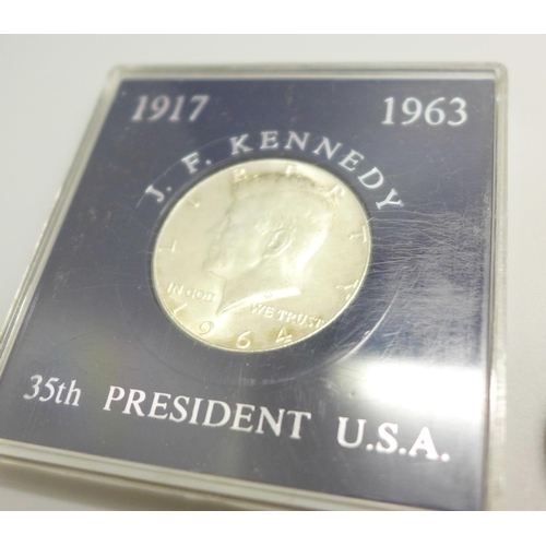 1022 - A collection of USA coins including JFK commemorative and other coins