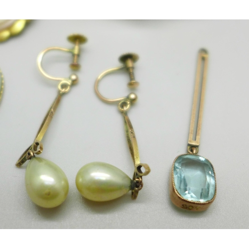 1026 - A pair of antique 9ct gold and pearl drop earrings, 2.9g, a 9ct gold and blue stone pendant drop, a ... 