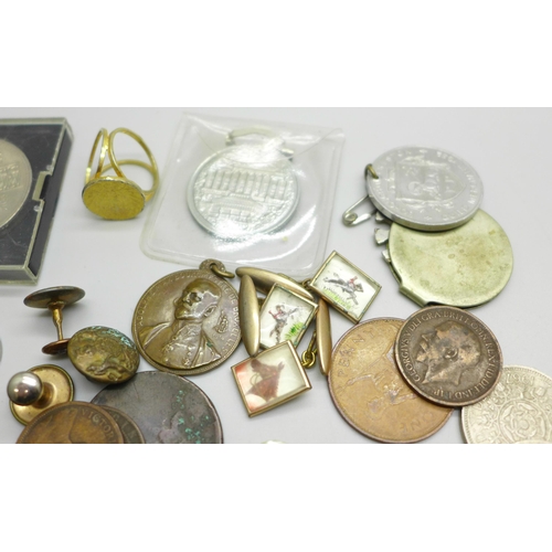 1027 - Coins, vintage gold metal racing themed cufflinks, etc.