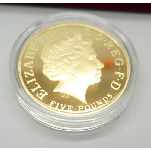 1069 - The Royal Mint Horatio Nelson UK 2005 Gold Proof Commemorative Crown, 39.94g, 22ct gold, cased, 0126