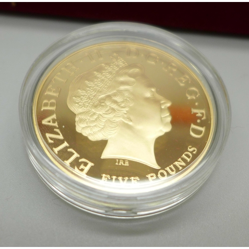 1070 - The Royal Mint Trafalgar UK 2005 Gold Proof Commemorative Crown, 39.94g, 22ct gold, cased 0849