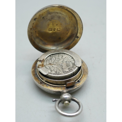 1116 - An antique sterling silver sovereign case, J. Walker, Birmingham 1918-19