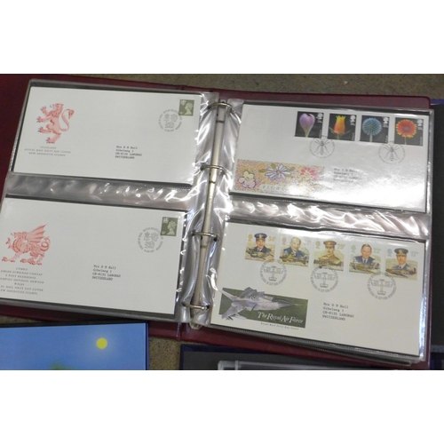 644 - Stamps; a box of GB stamps, covers, presentation packs, 1994 year book, etc.