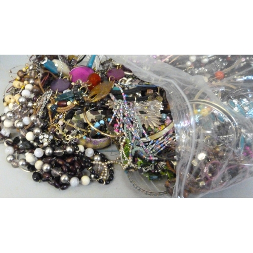 708 - A large quantity of costume jewellery