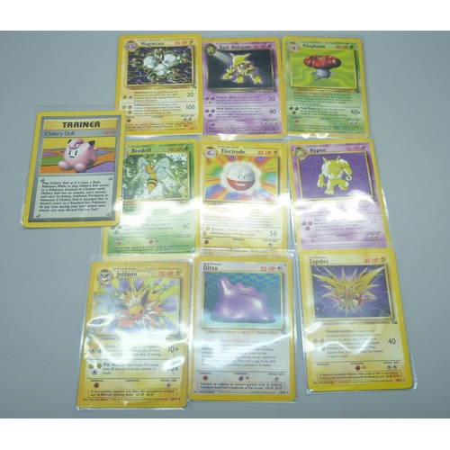 746 - Ten rare vintage Pokemon cards