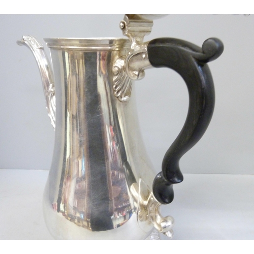 748 - A George III John Swift silver coffee pot, London 1763, 1055g, 29cm