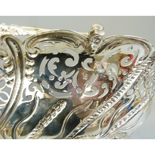 751 - A George III pierced silver basket, London 1770, John Lambe, 781g, 26.5cm x 33cm