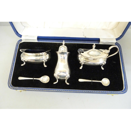 759 - A Harrods silver cruet set, Birmingham 1964, 214g, cased