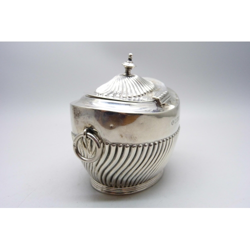 768 - An Edward VII silver tea caddy, London 1903, 150g