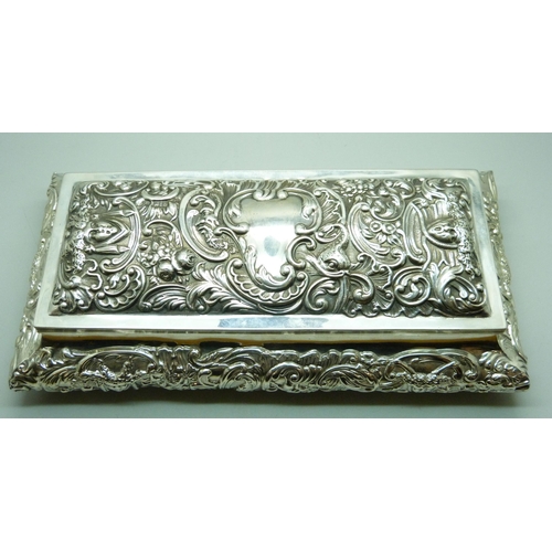 769 - A William Comyns large silver jewellery box, London 1897, 731g, 28cm wide