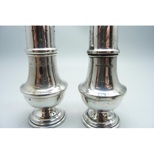 775 - A cased silver salt and pepper set, Birmingham marks, 53g