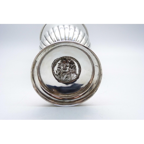 783 - A George III silver wine goblet, London 1810, 375g, 16.5cm