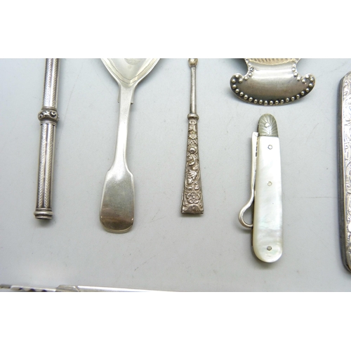 819 - A pair of Russian silver olive nips, two silver caddy spoons including one William IV by Robert Henn... 