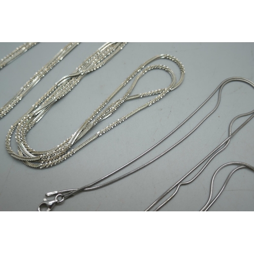 855 - Two silver chains - popcorn link chain 153cm and the snake chain 86cm,  26g