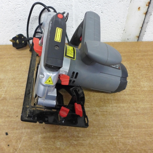 2009 - A Powerbase Xtreme 1300w 185mm laser circular saw - MIY-DU26-185J-43-1300 (comes with two saw blades... 