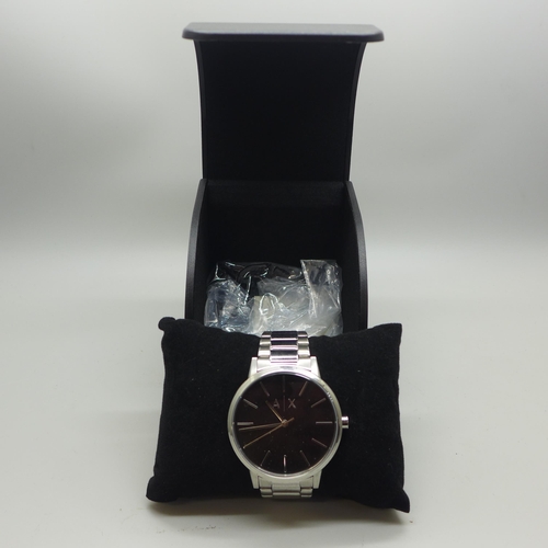 2113 - A men's Armani Exchange stainless steel bracelet wristwatch * this lot is subject to VAT