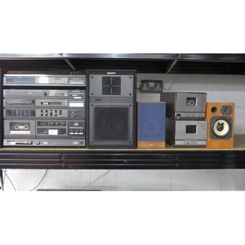 2137 - Stereo equipment including a Sony X)-700 compact hi-fi system with a PS-LX700P fully automatic stere... 