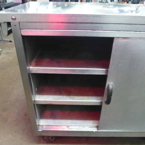 2167 - A Moffat commercial plate warmer with sliding doors