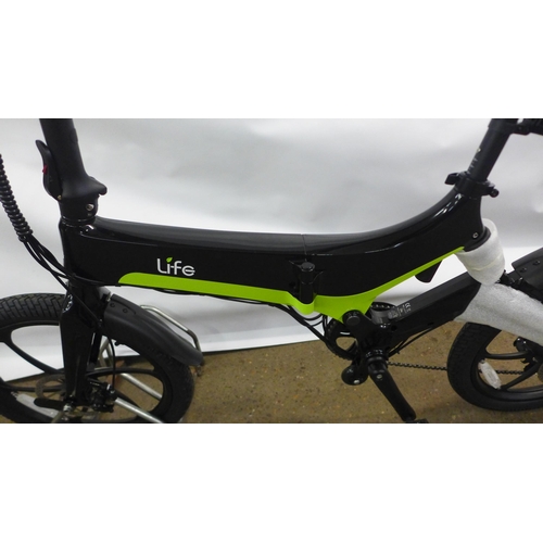 2174 - A Li-Fe Force electric folding bike with a magnesium alloy frame and suspension system, a 36v 7.8AH ... 