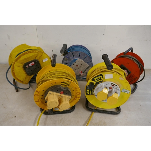 2370 - Three 240v extension cable reels and two 110v extension cable reels