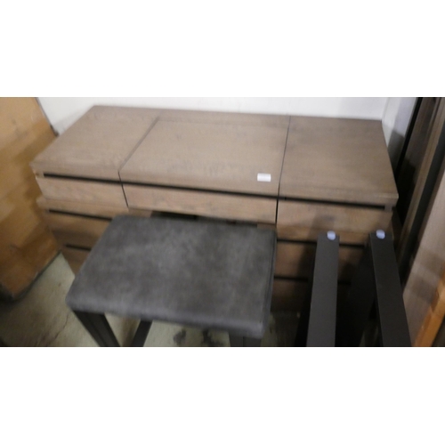 1545 - Various Tivoli bedroom furniture - DAMAGED (4198-7, 8,9, 10, 11) *This lot is subject to VAT