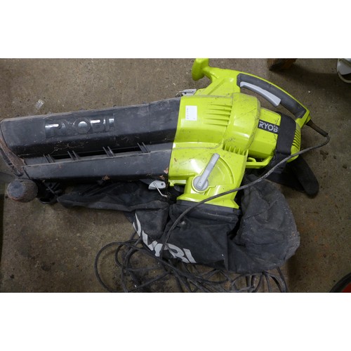 2206B - A Ryobi RBV28005 240v blower vac with collection bag