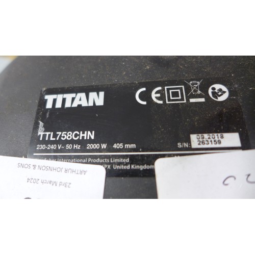 2209 - A Titan (TTL758CHN) electric chainsaw