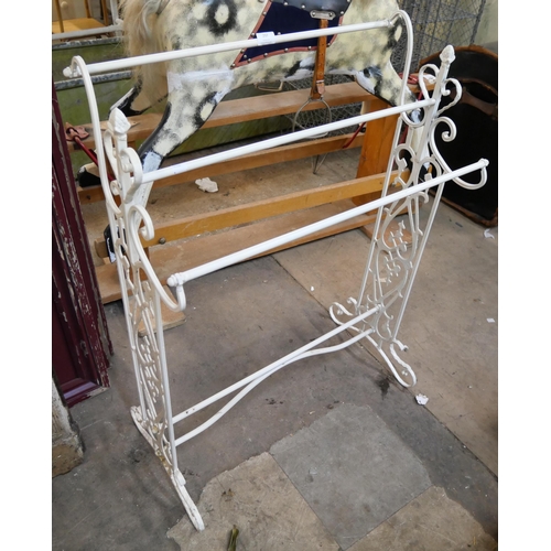 295 - A French style cream metal towel rail