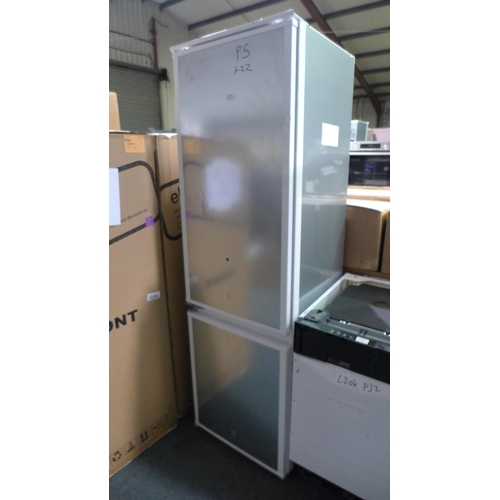 3047 - Zanussi  70/30 Fridge Freezer - Low Frost H1772xW546xD549 - model no., Original RRP £557.5 inc VAT (... 