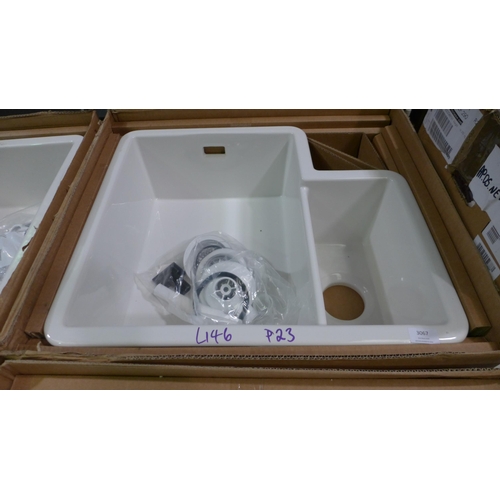 3067 - Paros 1.5 Bowl Belfast Style Ceramic White Sink - 520x600 , Original RRP £415.84 inc VAT (437-146) *... 