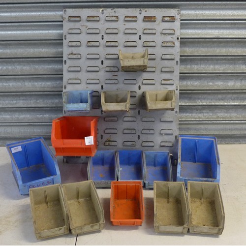 2263 - A lin bin storage rack and 15 lin bins