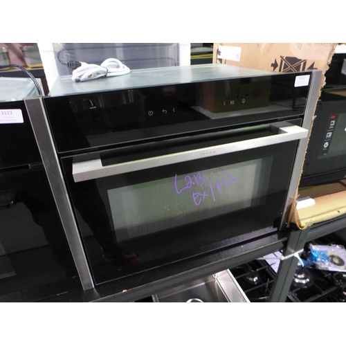 3122 - Neff Microwave Grill Combi Oven - Missing Shelves, *This lot is subject to VAT