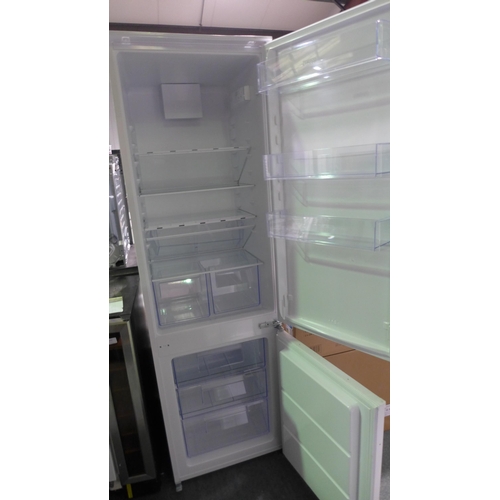 3143 - Zanussi  70/30 Fridge Freezer - Low Frost H1772xW546xD549 - model no. ZNFN18ES3, Original RRP £557.5... 