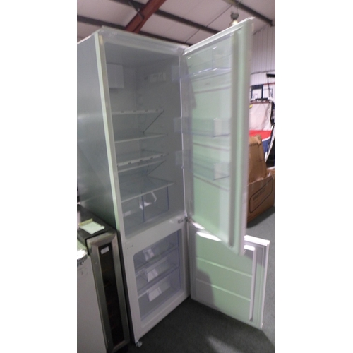 3143 - Zanussi  70/30 Fridge Freezer - Low Frost H1772xW546xD549 - model no. ZNFN18ES3, Original RRP £557.5... 