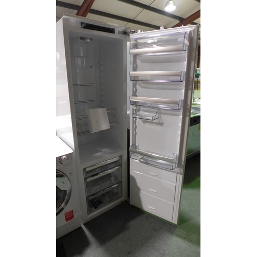 3161 - AEG Integrated Tower Fridge - Model SKS818E9ZC, Original RRP £500 inc VAT (437-209) *This lot is sub... 