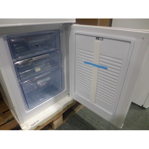 3062 - Amica 50cm Freestanding 50/50 fridge/Freezer  Model  FK 1964 *This lot is subject to VAT