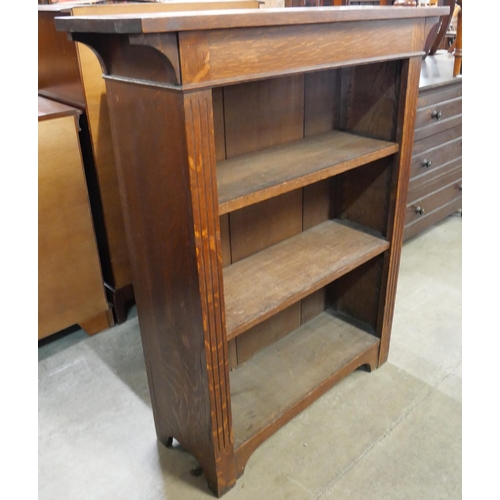 221 - An Victorian oak open bookcase