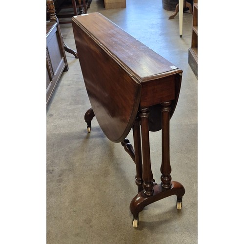 178 - A Victorian mahogany Sutherland table