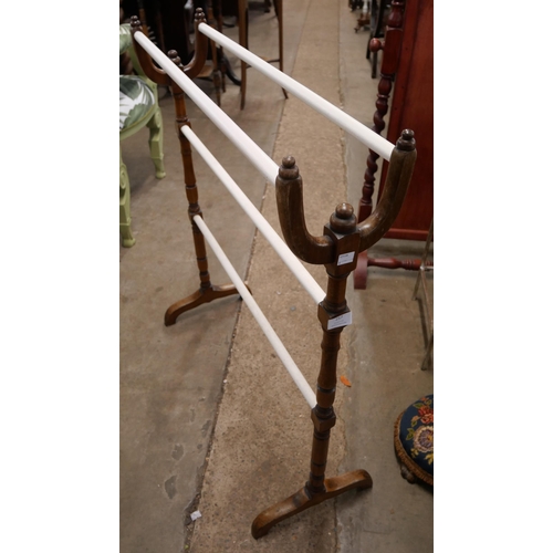 257 - A Victorian painted mahogany towel rail