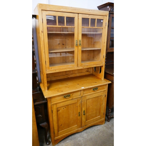 141 - A 19th Century French pine pantry dresser