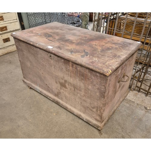 275 - A Victorian fitted pine tool chest, containing tools