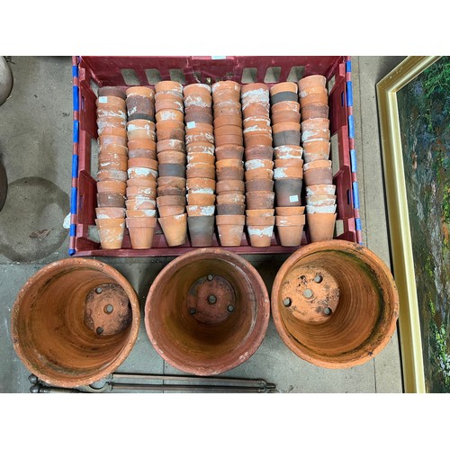 300 - Assorted terracotta plant pots