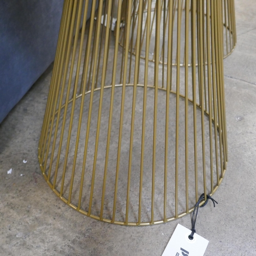 1503 - A gold metal wire occasional table