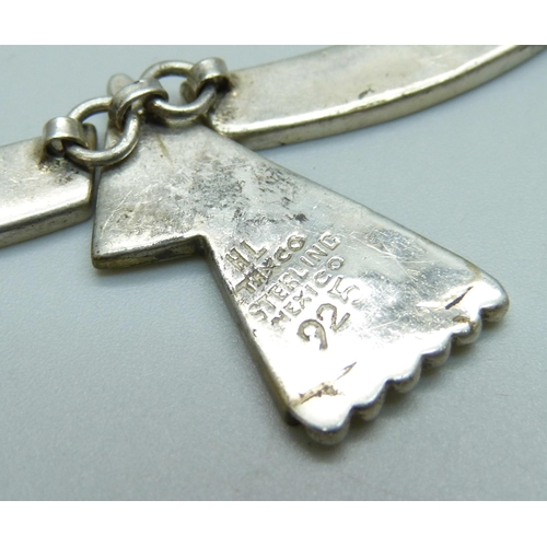 1017 - A Modernist Mexican 925 silver necklace, stamped H.L.